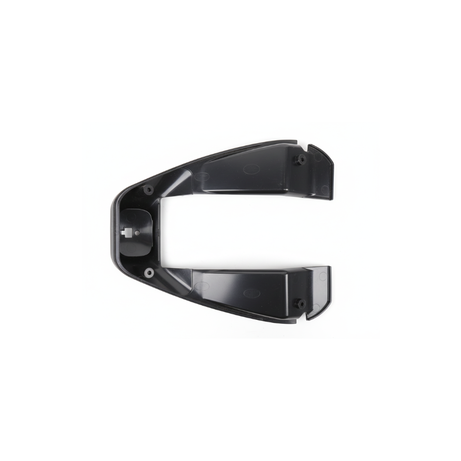 Pieces-2025-12-02T124033.651.png Cache plastique du marche-pied arrière GT MAX – Image 1