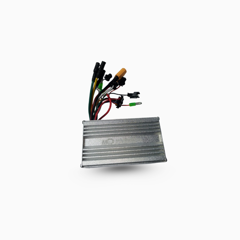 Pieces-2025-12-15T152949.940.png Contrôleur 48V 27Ah Futecher Gun – Image 1